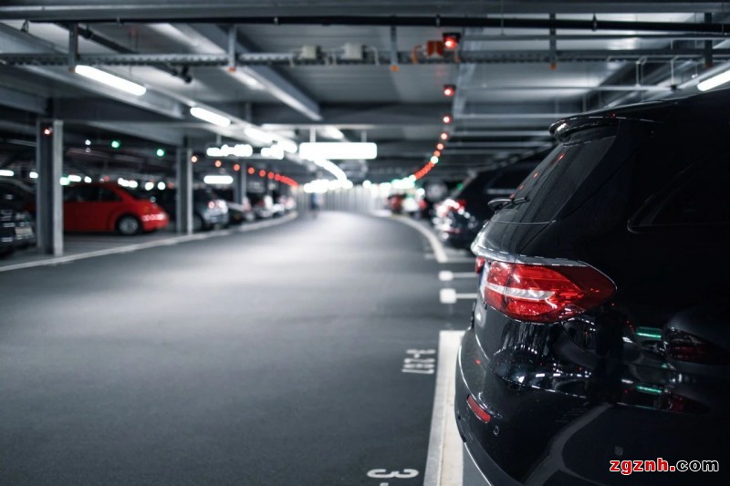 市場需求強勁，全球電動汽車電池產(chǎn)能亟需大幅提升