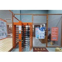 連云港籃球場小程序電子二維碼驗票全高轉(zhuǎn)閘封閉式防尾隨門禁系統(tǒng)